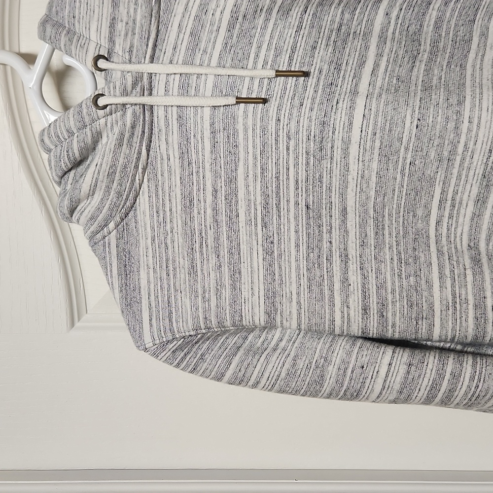 Carhartt Youth M 8-10 Relaxed Fit Hoodie - Picture 2 of 12
